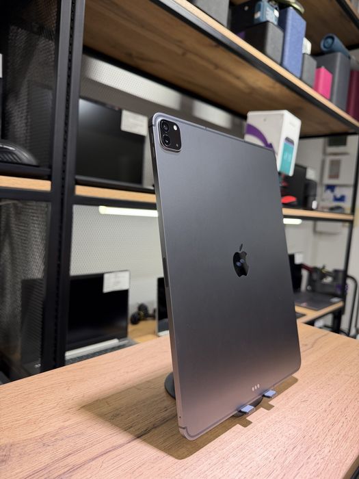 iPad Pro 12.9" 5 Generation, Wi-Fi+Cellular, 2 TB, АКБ93%, 2520/А10