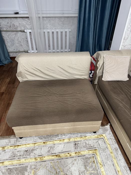 Большой угловой диван 3,7 м — 80 000 ₸