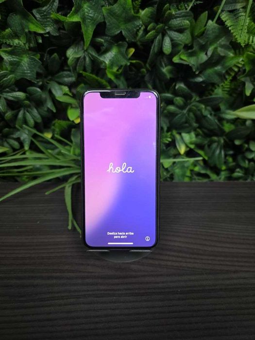 Смартфон Apple iPhone X (64GB) – Много добро състояние