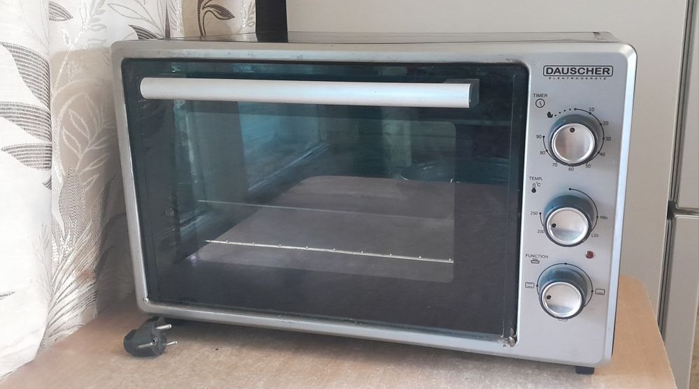 Продам духовой шкаф Dauscher