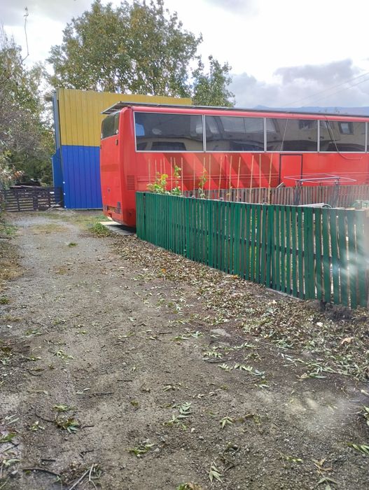 Предлагам Автобус -жилище за снимки ,  клипове филми  и др.