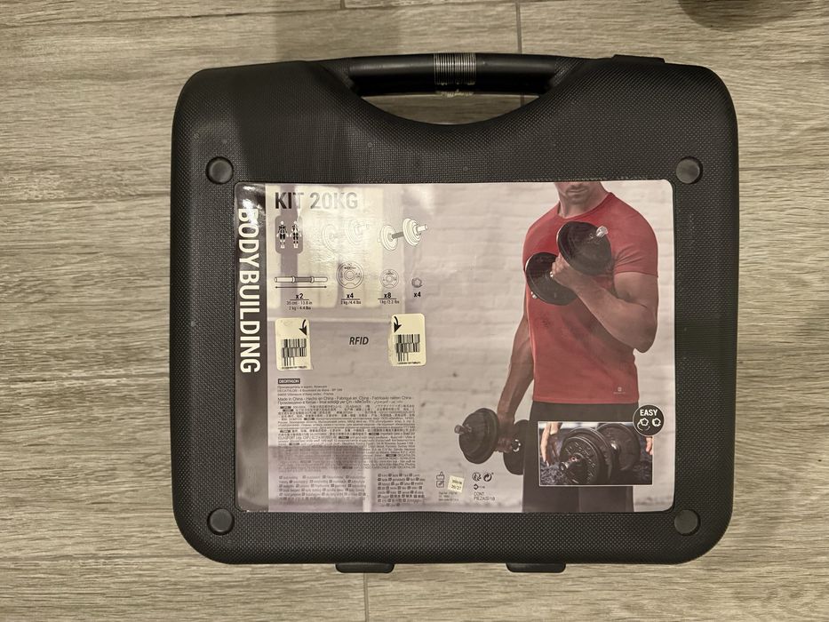 Set gantere si bare bodybuilding 20kg decathlon