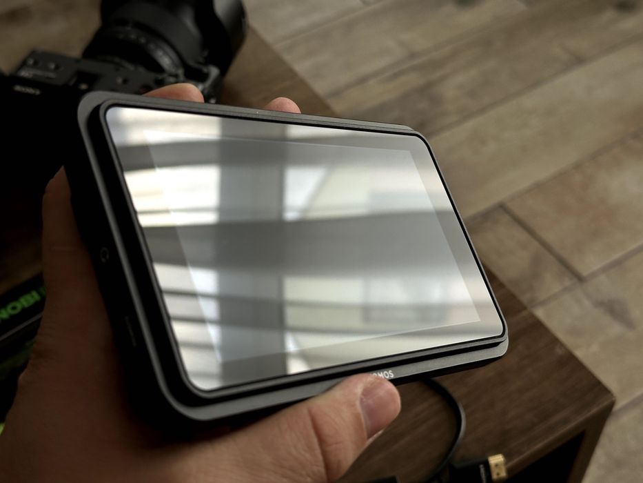 Atomos Shinobi II