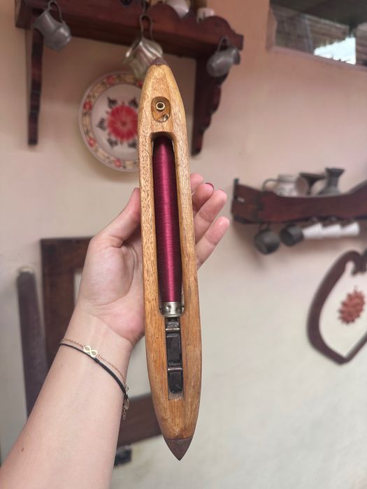 Suveica cu arc , vintage , stare foarte buna