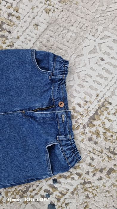 Джинсы мамс для подростка-девочки