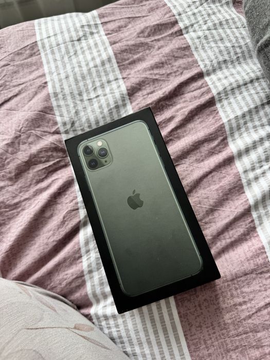 Продается айфон 11 про макс