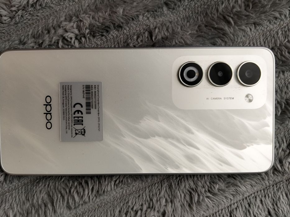 Продам телефон в отличном состояние