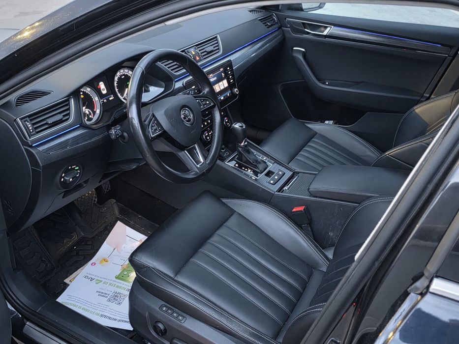 Skoda Superb 2.0 Diesel DSG 2020 full led, key less entry,go,distronic