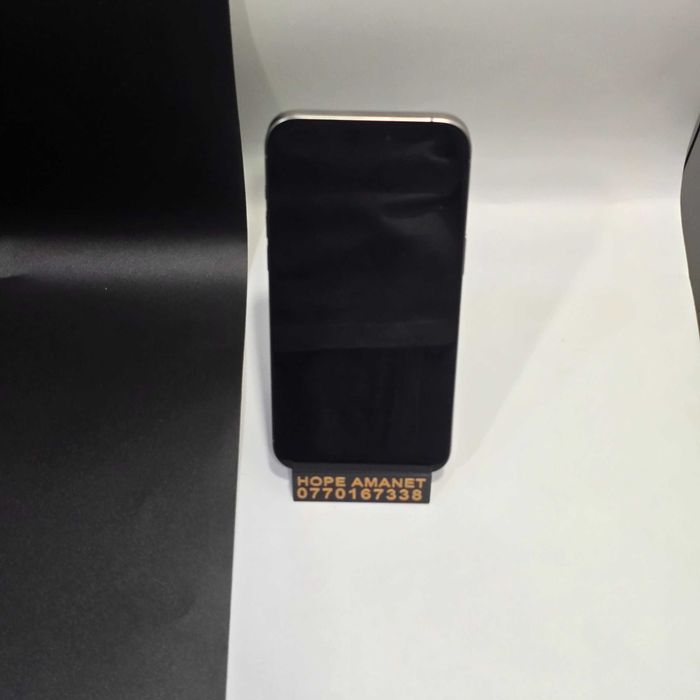 HOPE AMANET P8 Iphone 15 Pro Max  256 GB 90 Bat Zgarieturi mici ecran