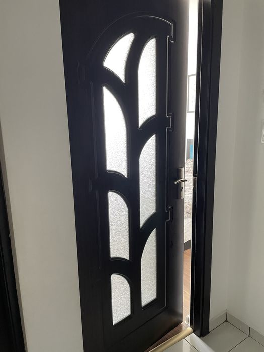 Usi interior 5 toate la fel