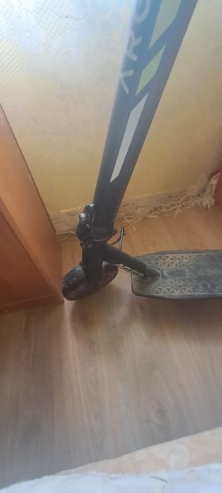 vând trotineta elecrica argento  AG23 mai mjlfe detali în descriere