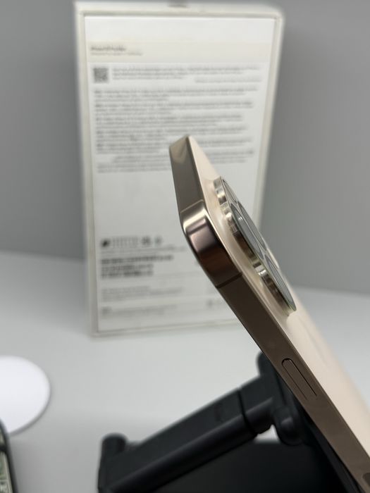 Apple iPhone 16 Pro Max 256GB 97% life Sibiu • OLX.ro