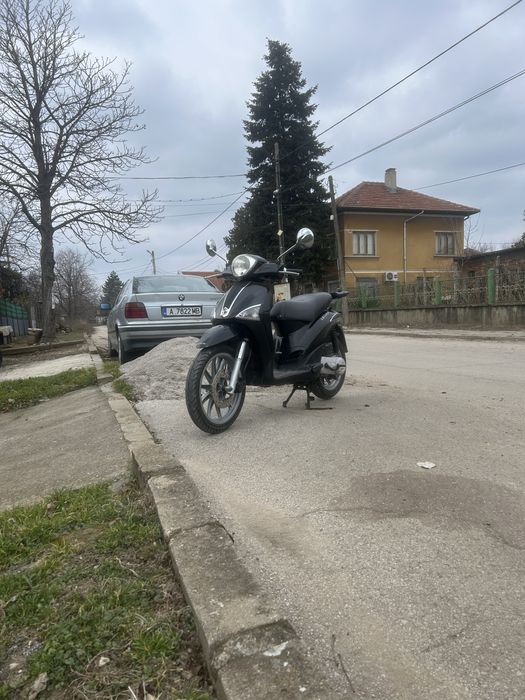 Скутер piaggo liberty 50cc