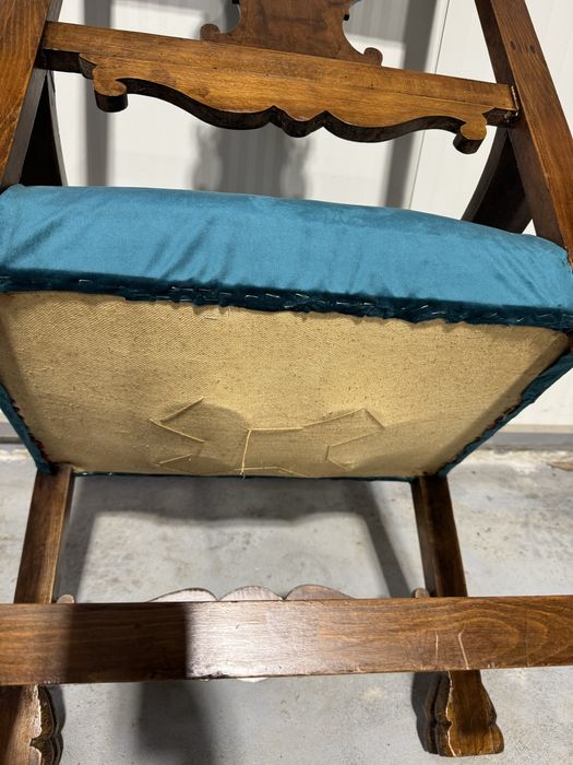 Fotoliu deosebit din lemn masiv, reconditionat