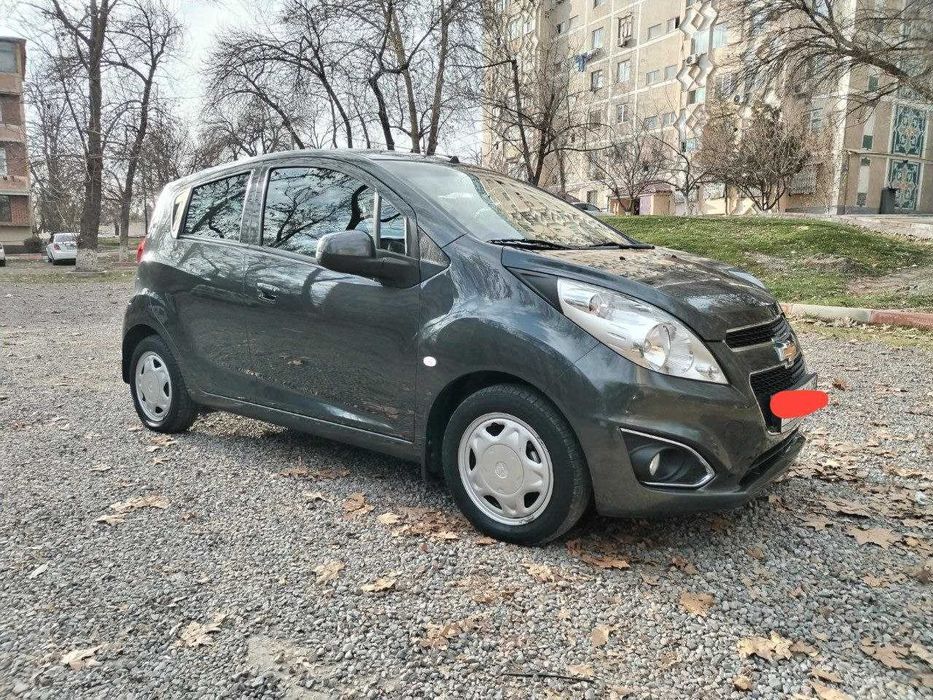 Автомобиль Spark