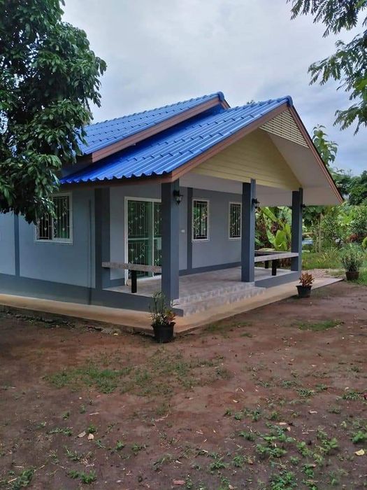 Vand case pe structura metalica din panouri termoizolante