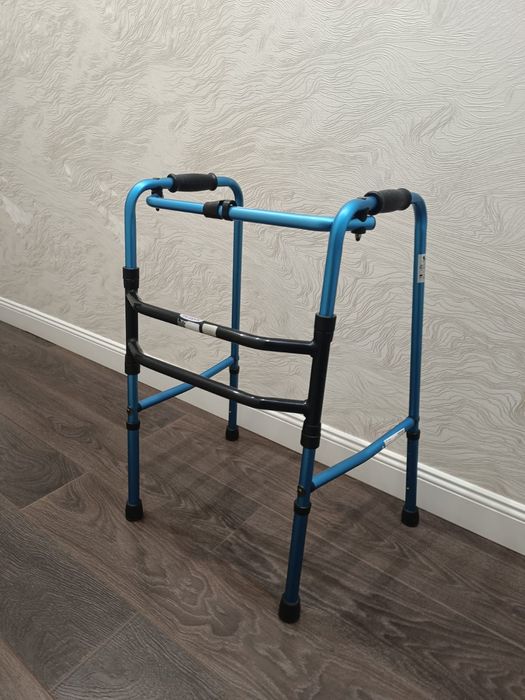 Ходунки для пожилых