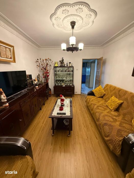 Apartament cu 3 camere decomandate, G. Enescu