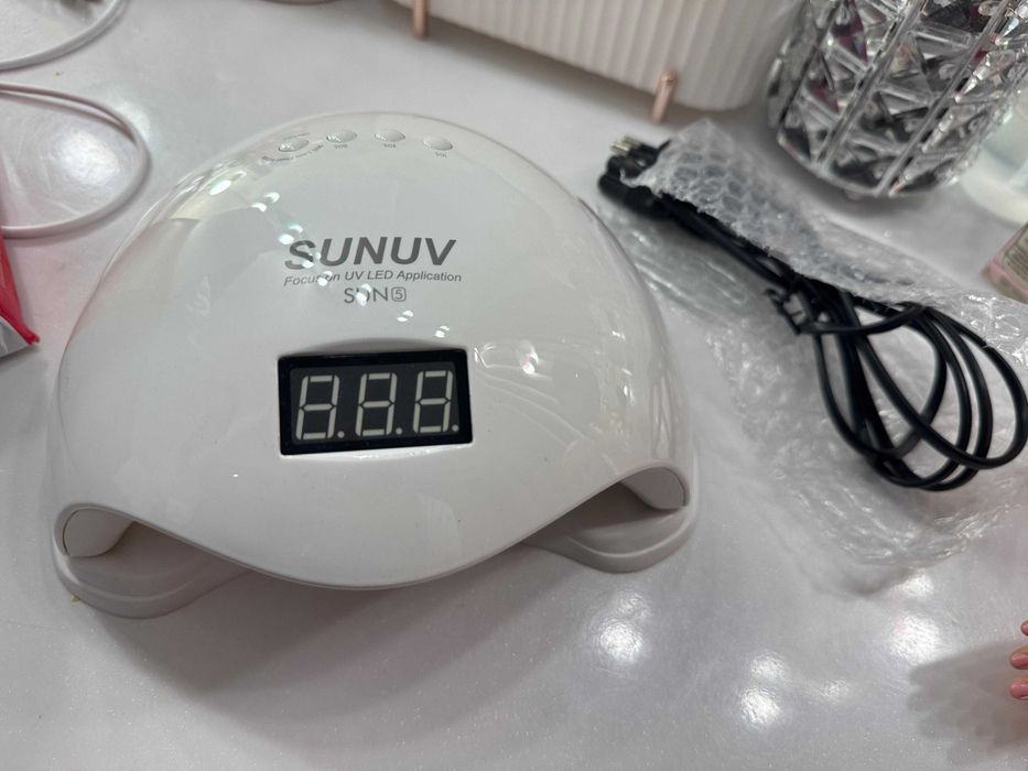 Продам LED лампу SUNUV 5