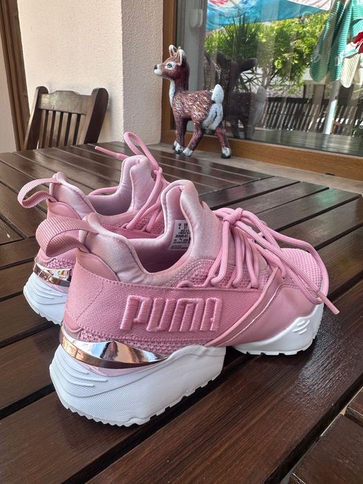 Розови маратонки PUMA