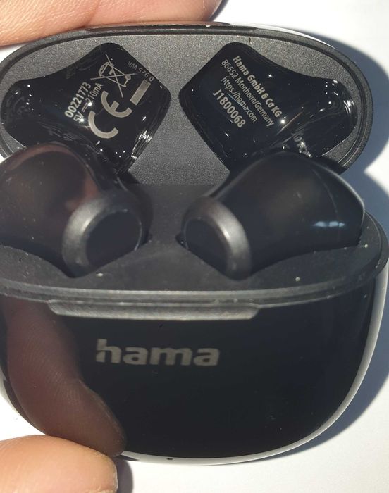 Безжични слушалки HAMA TWS
