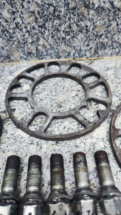 Distanțiere universale pentru roți 8 mm