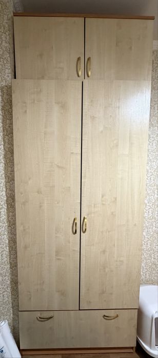 Срочно продам шкаф с антресолью