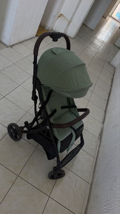 Коляска поогулочная