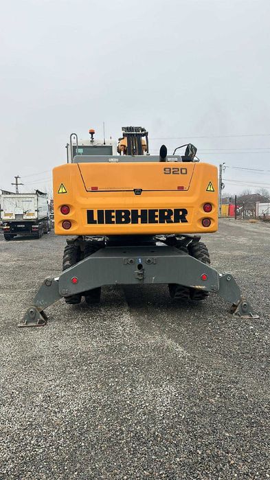 Excavator Liebherr