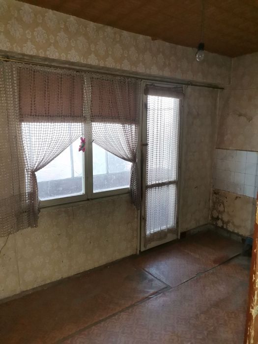 Продава се Двустаен апартамент в Пазарджик, Ставропол - 61 кв.м за 661 €/кв.м - Снимка #2