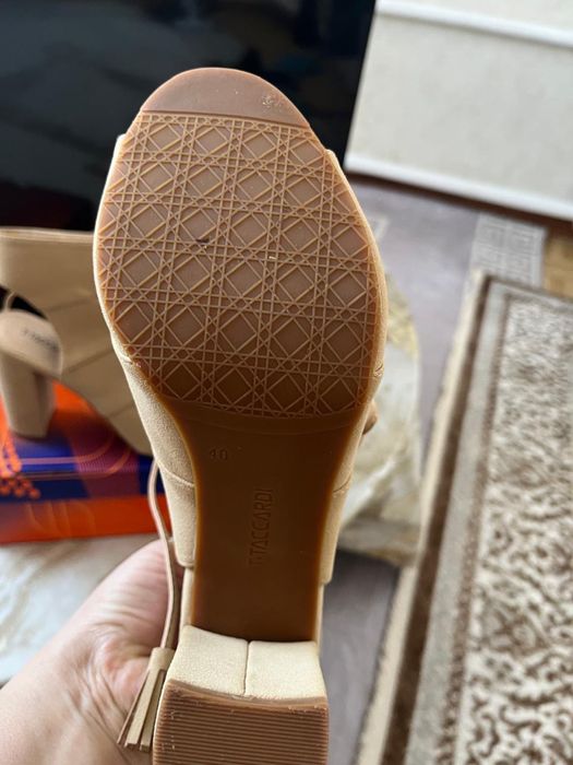 Новые туфли женские