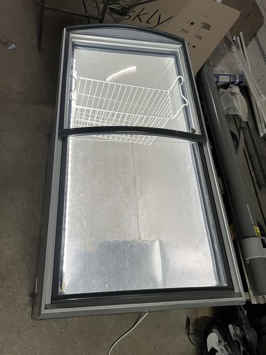 Морозильный ларь 400л