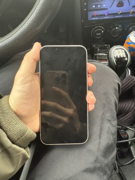 Продам за 140 срочно 256 гб акб 100