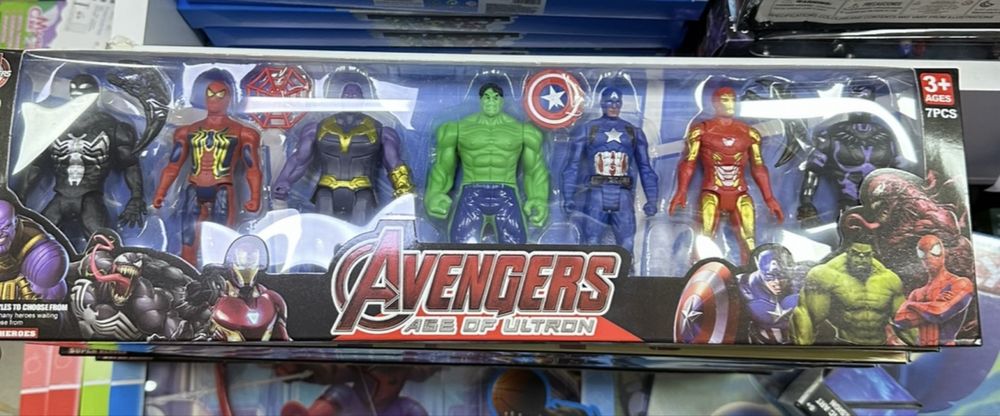 Комплект 7 броя фигурки Непобедимите, Avengers, Спайдърмен,Хълк,Венъм
