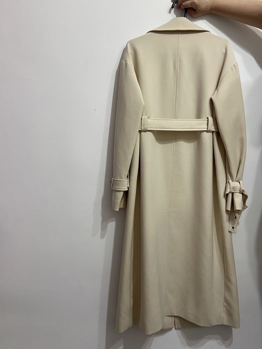 Плащ белый, плащ