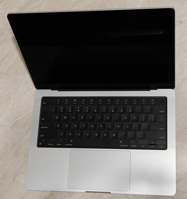 MacBook Pro 14 M4PRO 24/512 20 циклов