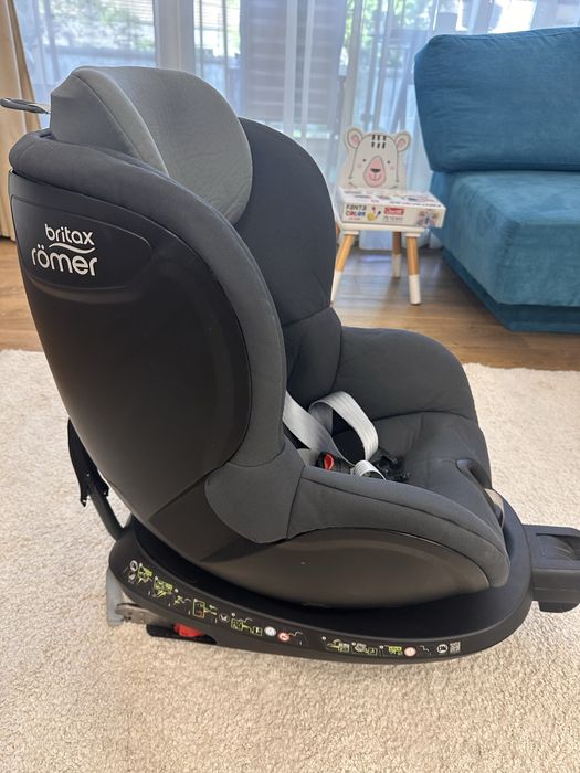 Детско столче за кола Britax Römer DUALFIX² R