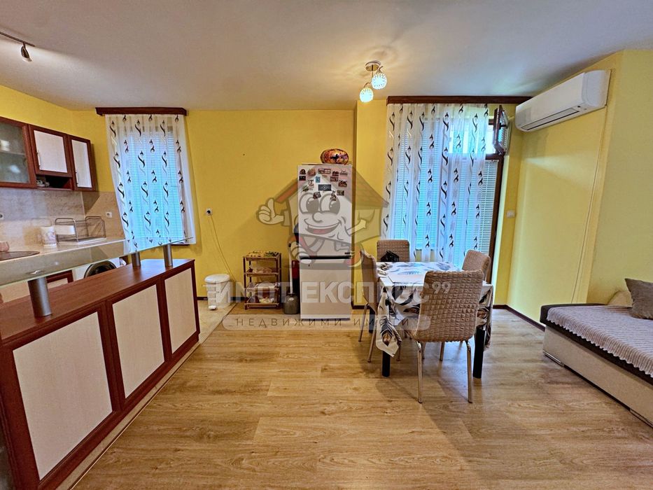 Продава се Двустаен апартамент в Асеновград - 70 кв.м за 780 €/кв.м - Снимка #3