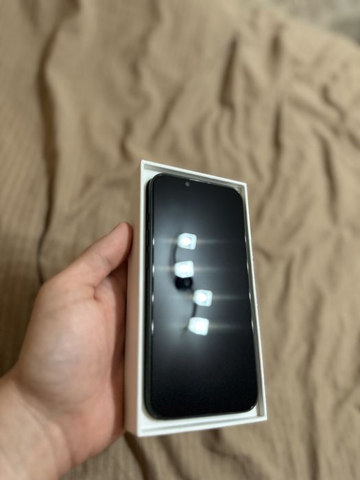Продам iPhone 13 128gb