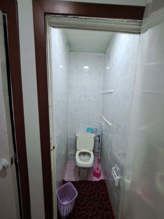 Юнусабад 2кв Продам 3комн 8 этаж