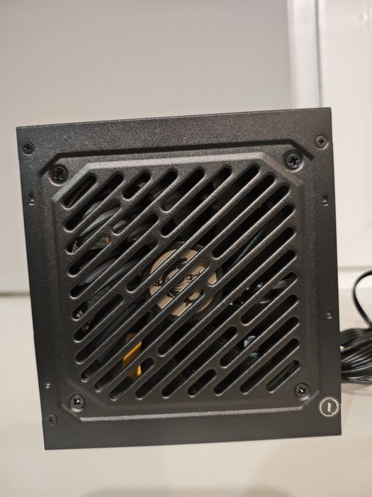 Продам блок питания MSI MAG A500DN (500вт)
