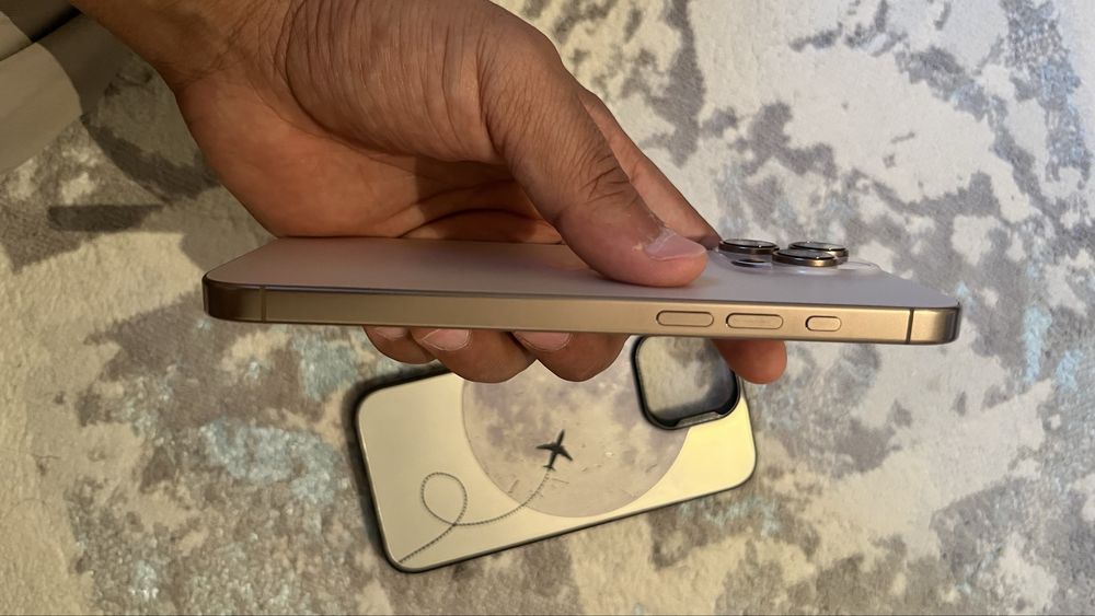 Iphone 16pro max 256гб