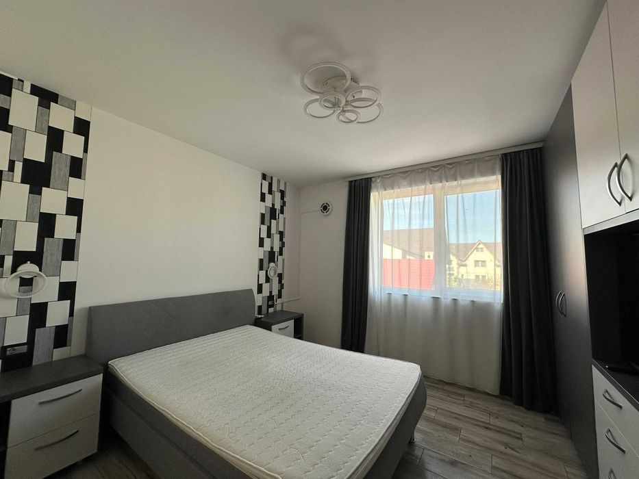 Inchiriez apartament 3 camere Rasnov