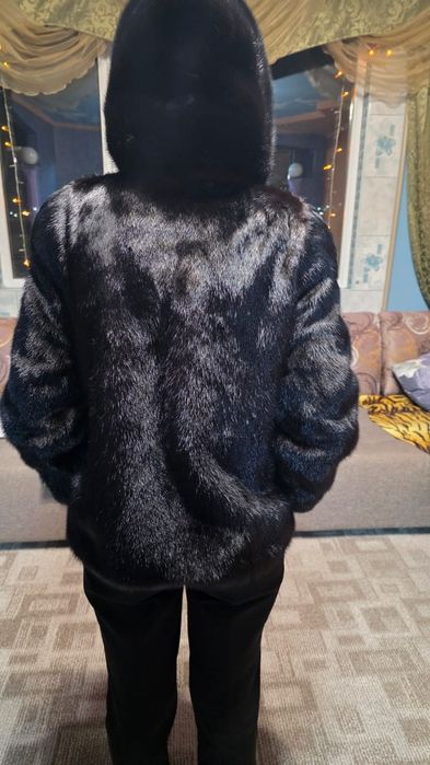 Продам шубу норка