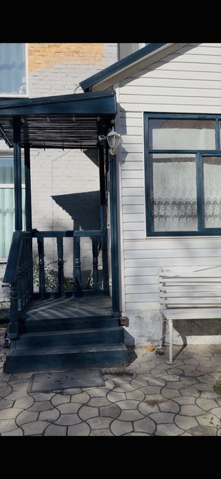 Продам 4 комнатную квартиру