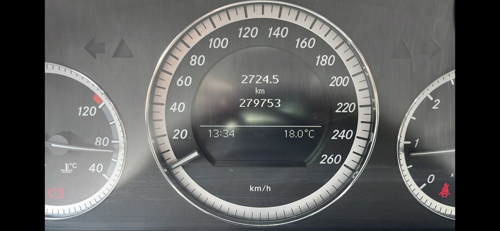 Mercedes C200 an 2009