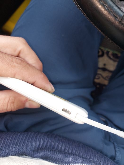 Продам карманный зарядку