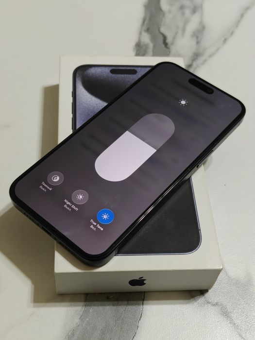 iPhone 15 Pro Max 256 gb ёмкость 89 идеальное