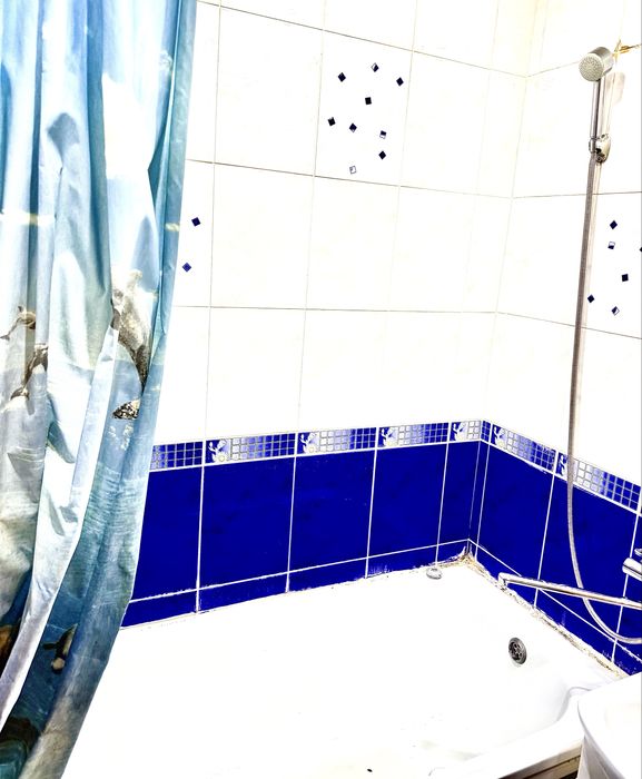 Продам 2 к кв на против Акимата