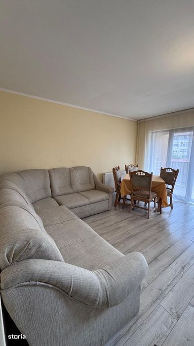 Apartament 3 cam de închiriat, cart. Rogerius